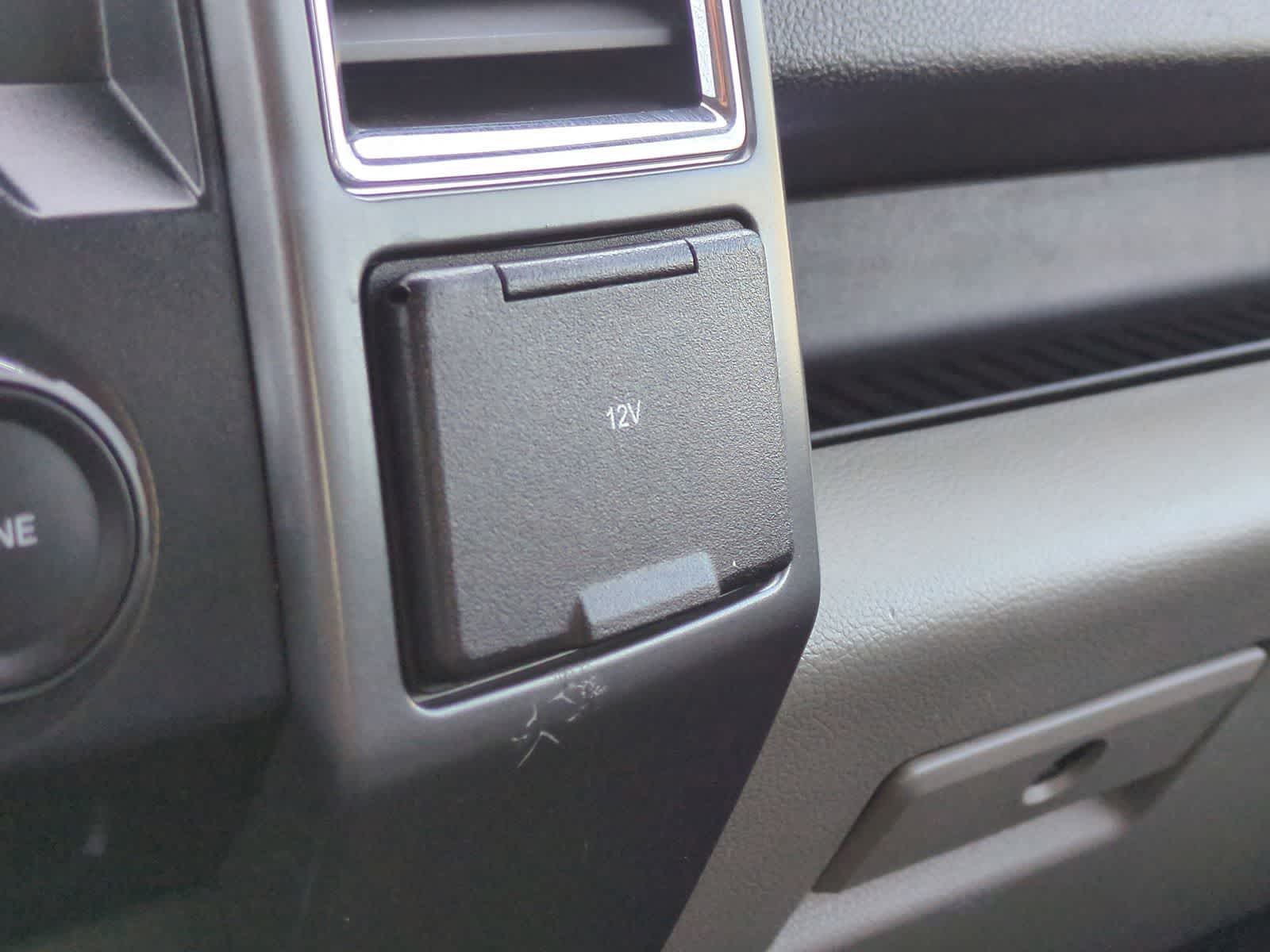 Thumbnail: 2016 Ford F-150 - 31