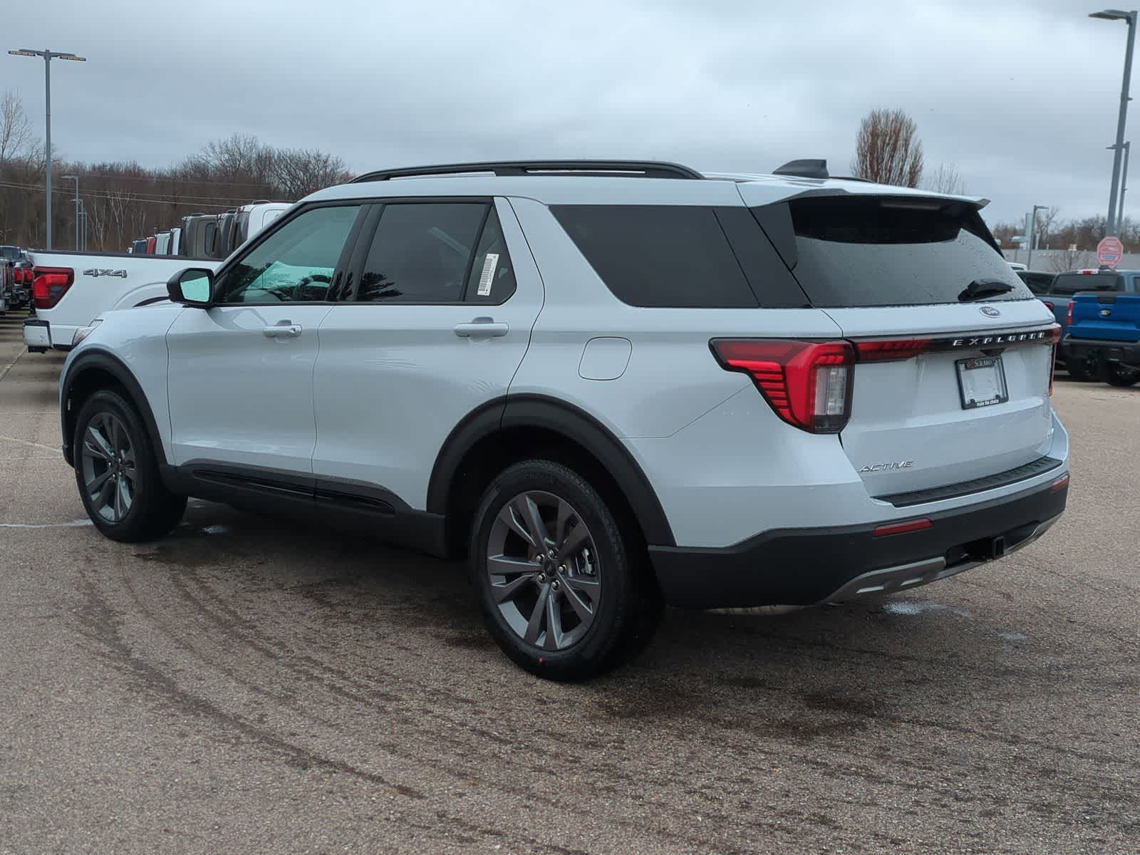 Thumbnail: 2026 Ford Explorer - 6