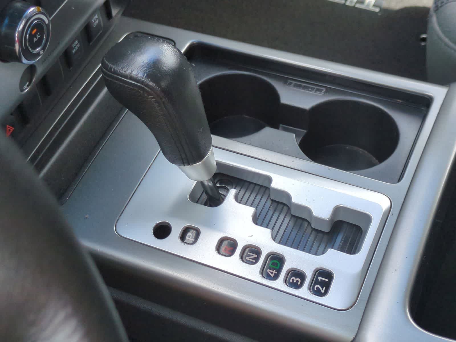 Thumbnail: 2011 Nissan Titan - 31