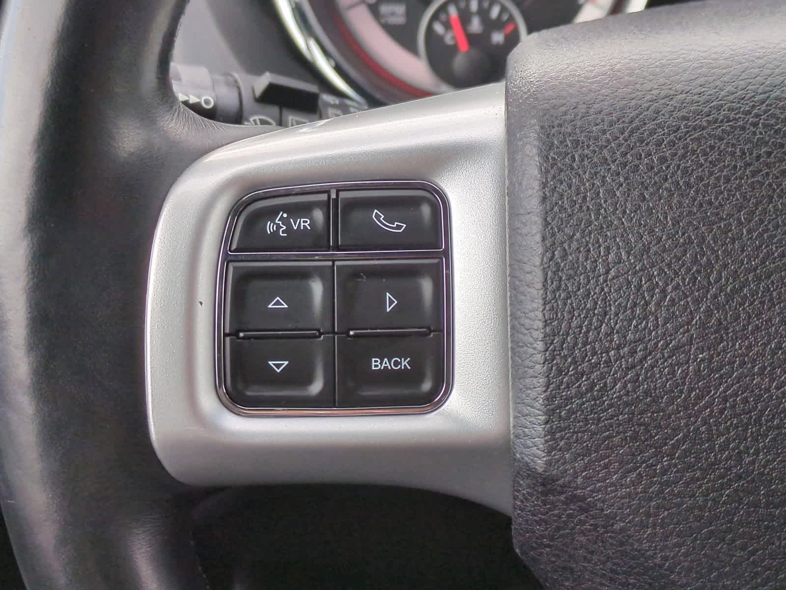 Thumbnail: 2017 Dodge Grand Caravan - 25