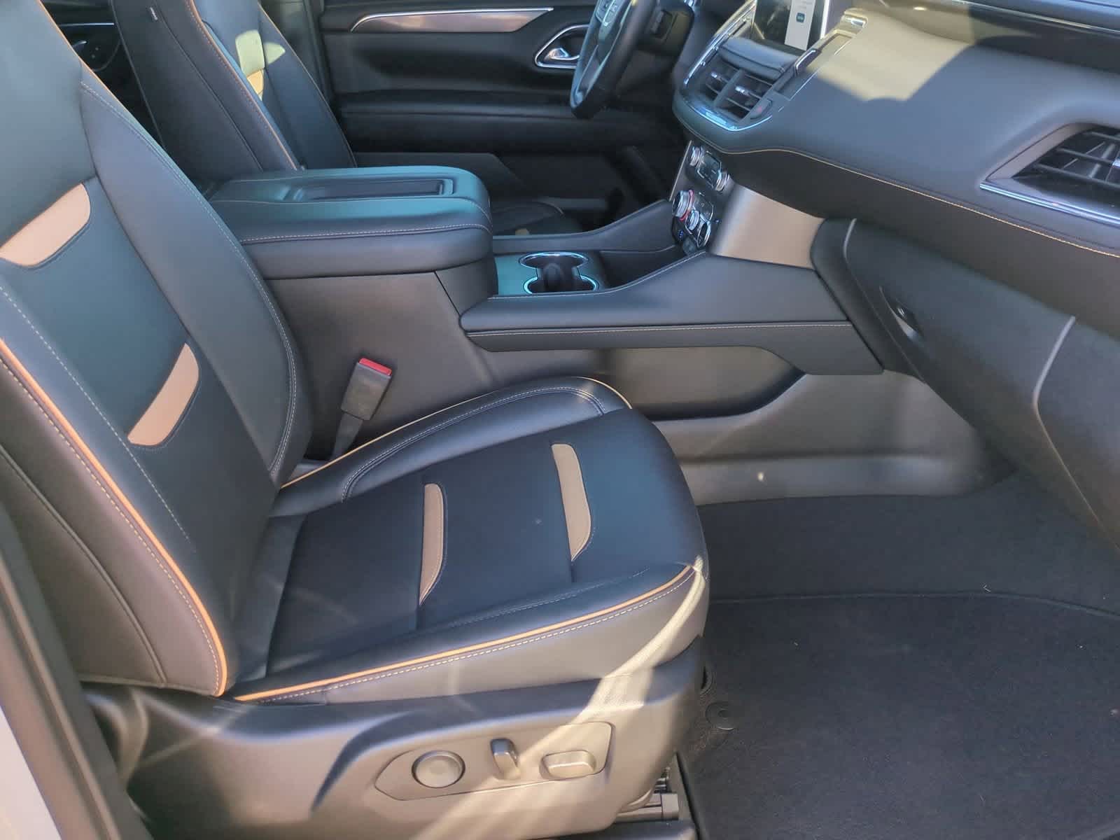 Thumbnail: 2023 GMC Yukon - 25