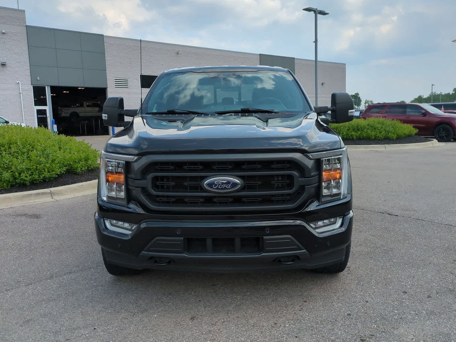 2022 Ford F-150 XLT 3