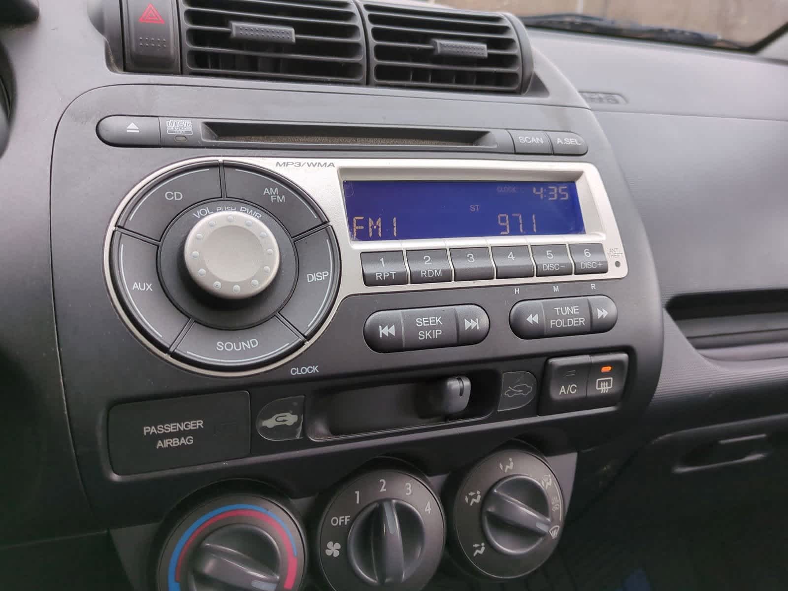 Thumbnail: 2007 Honda Fit - 25