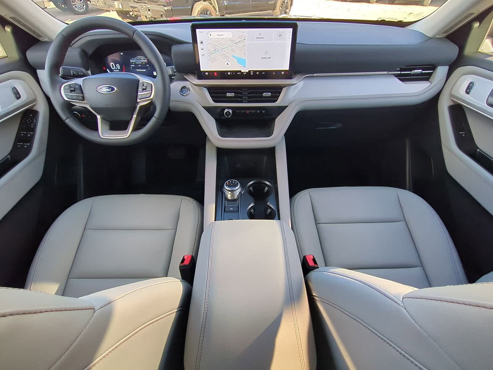 Thumbnail: 2026 Ford Explorer - 15