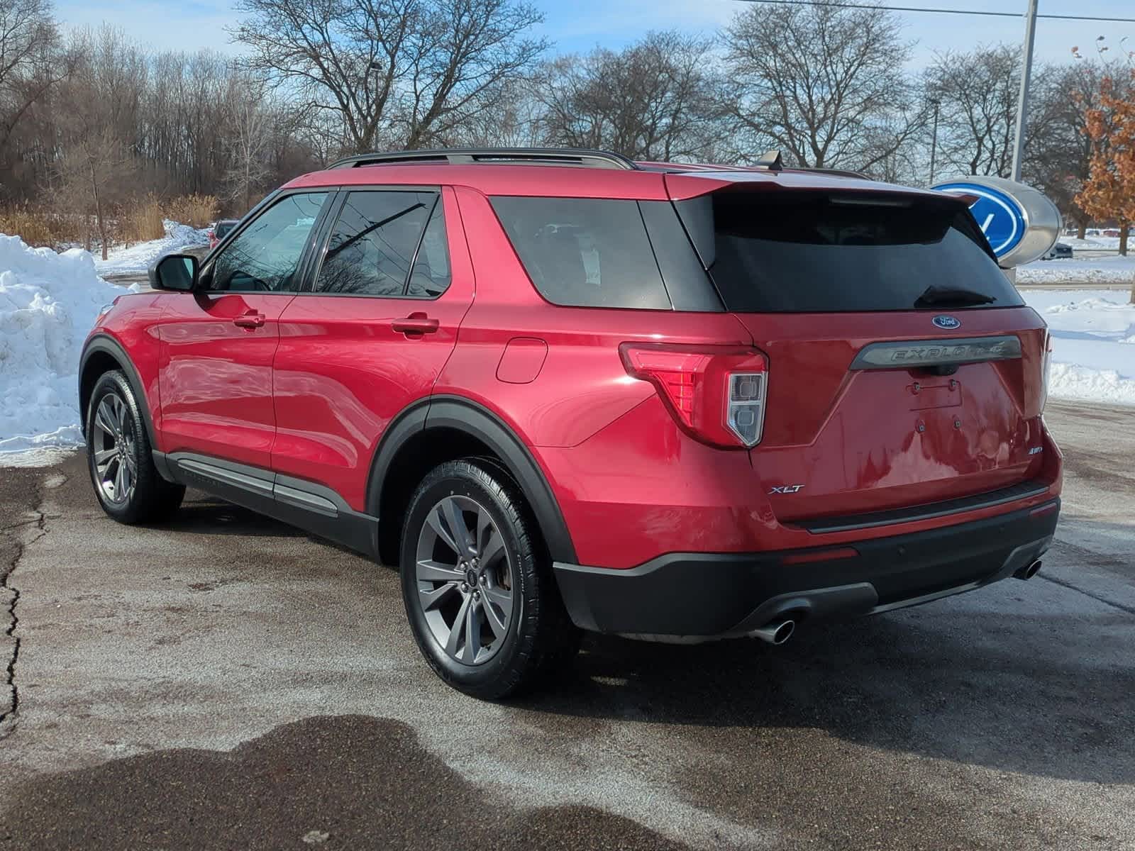 Thumbnail: 2021 Ford Explorer - 6