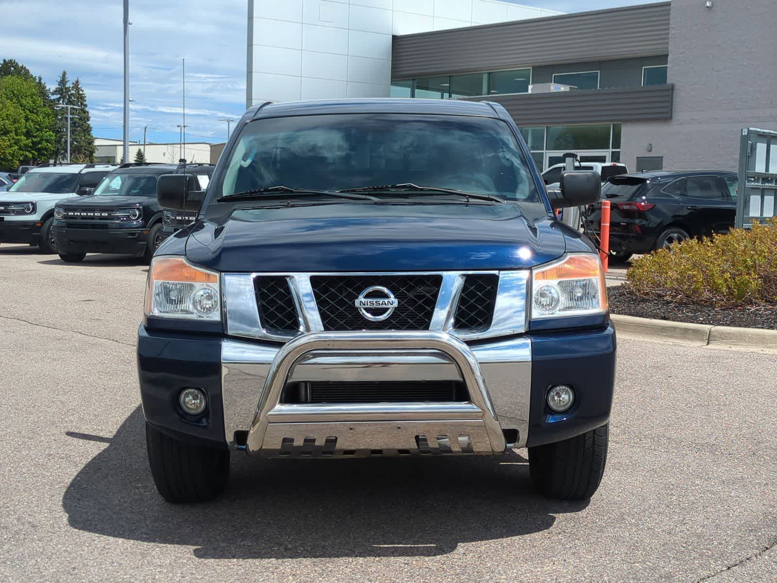 Thumbnail: 2011 Nissan Titan - 3