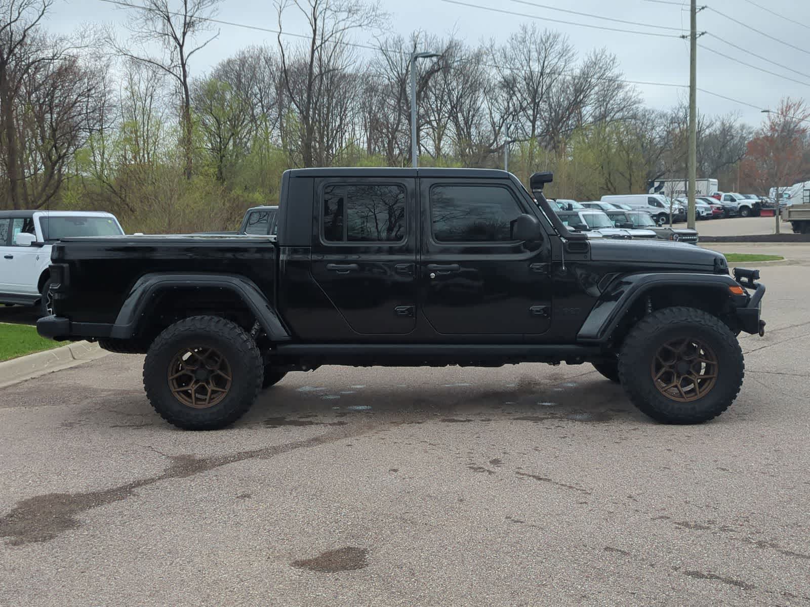 Thumbnail: 2021 Jeep Gladiator - 9