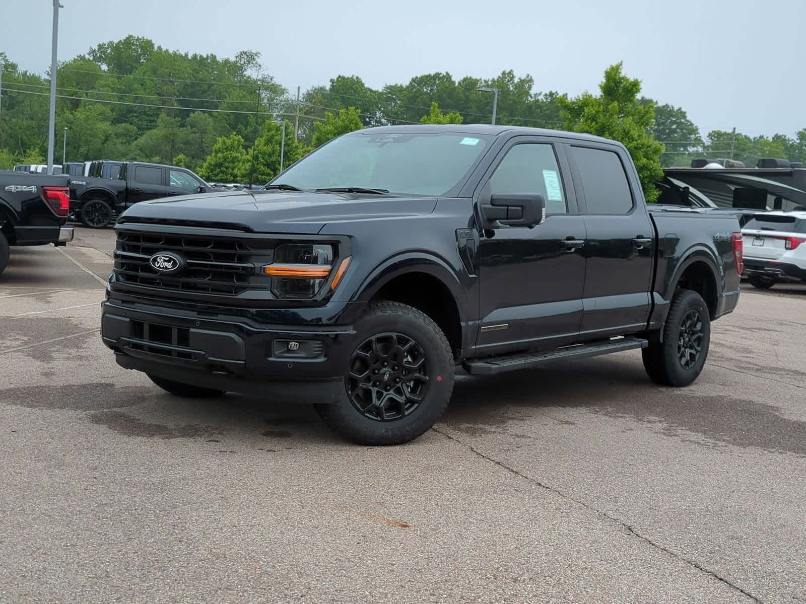 2025 Ford F-150 XLT Hero Image