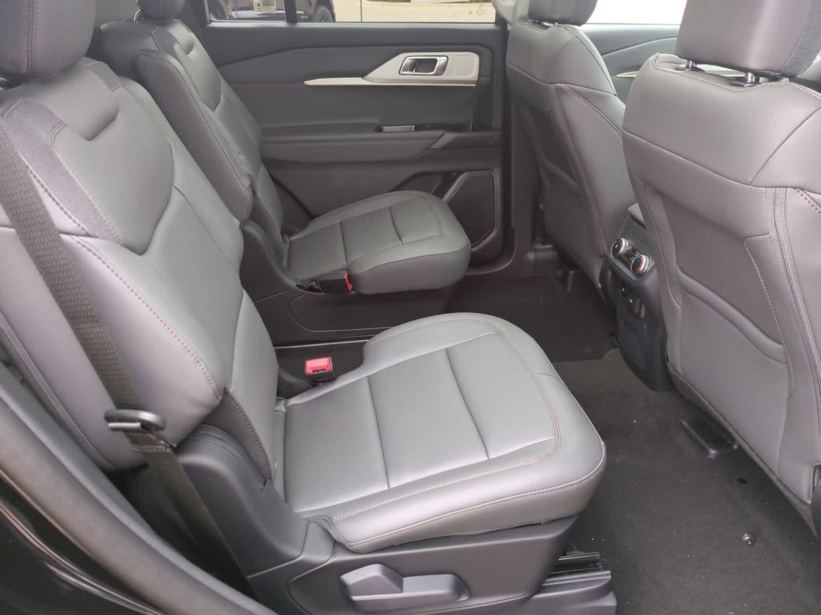 Thumbnail: 2025 Ford Explorer - 21