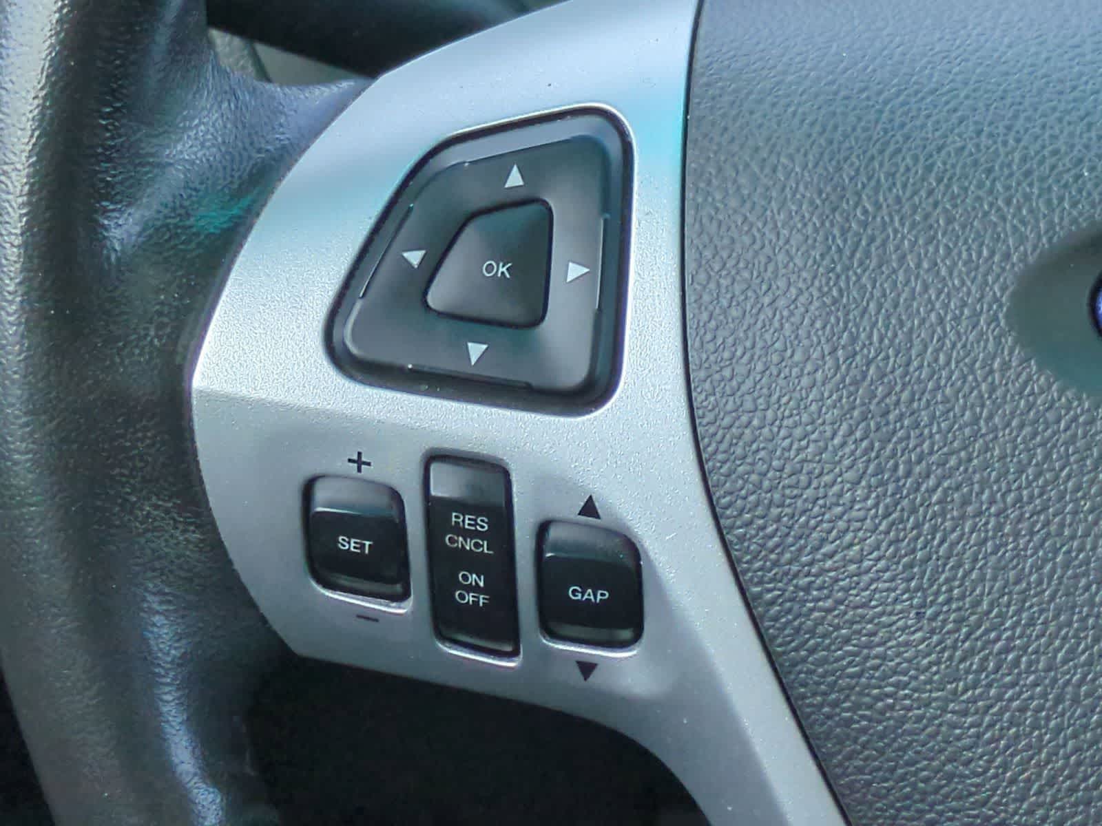 Thumbnail: 2012 Ford Explorer - 25