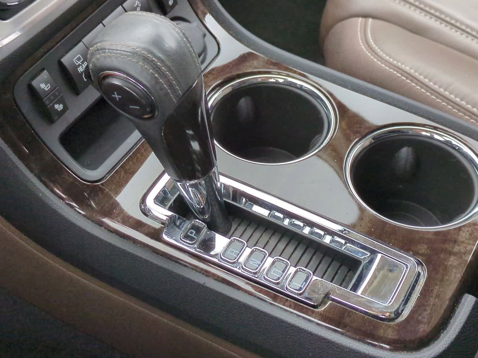 Thumbnail: 2014 GMC Acadia - 32