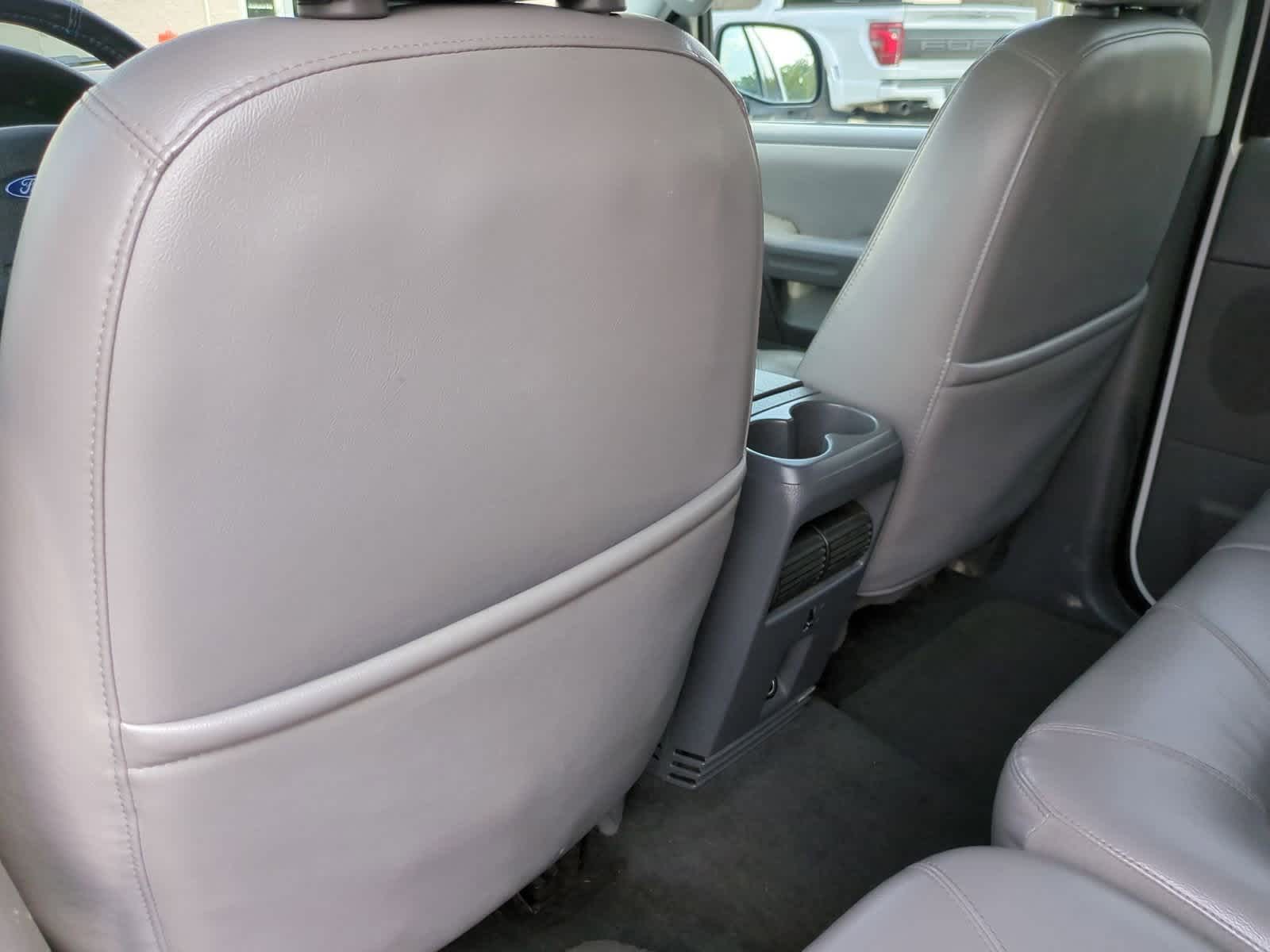 2005 Ford Explorer XLT 17