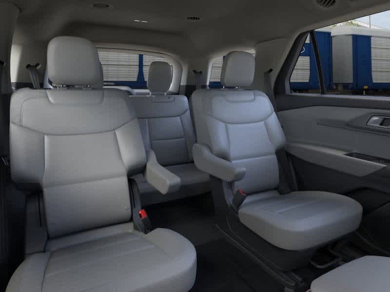 2025 Ford Explorer Active 11