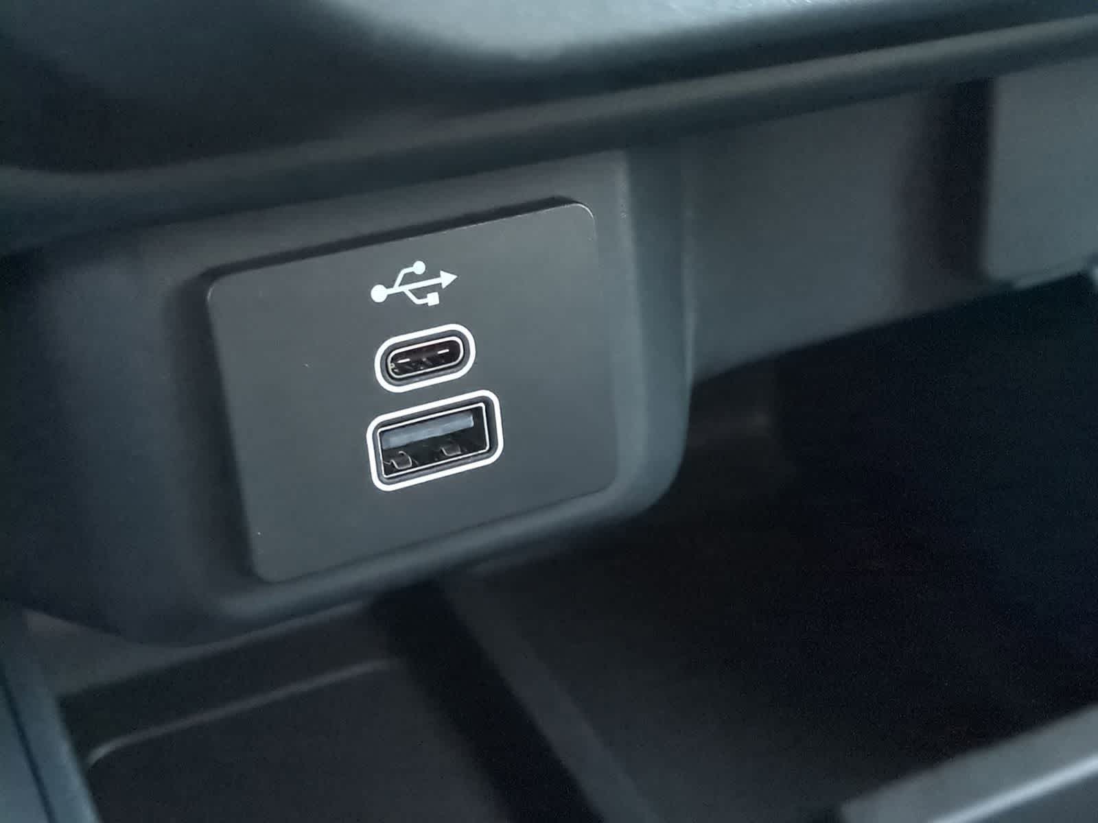 Thumbnail: 2026 Ford Maverick - 29