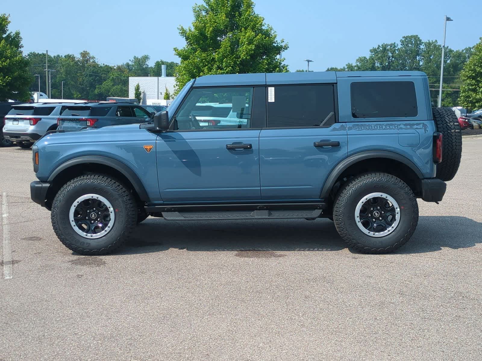 Thumbnail: 2025 Ford Bronco - 5