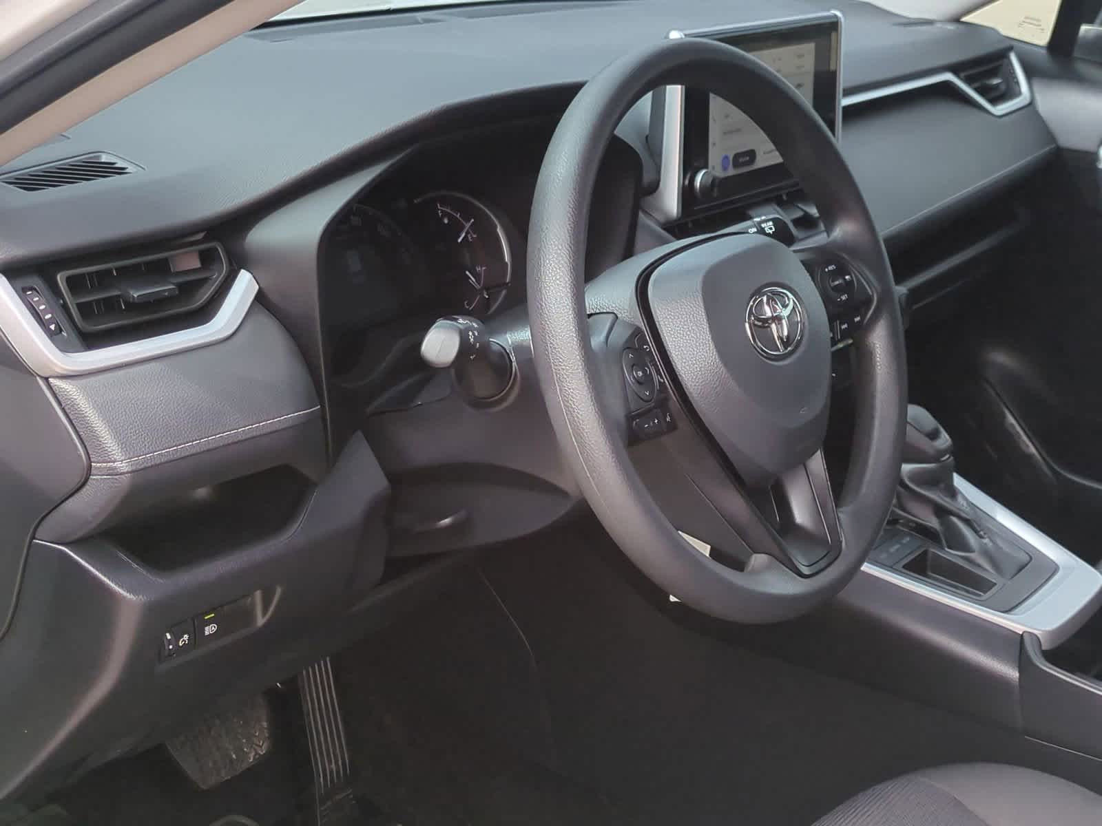 Thumbnail: 2023 Toyota RAV4 - 10