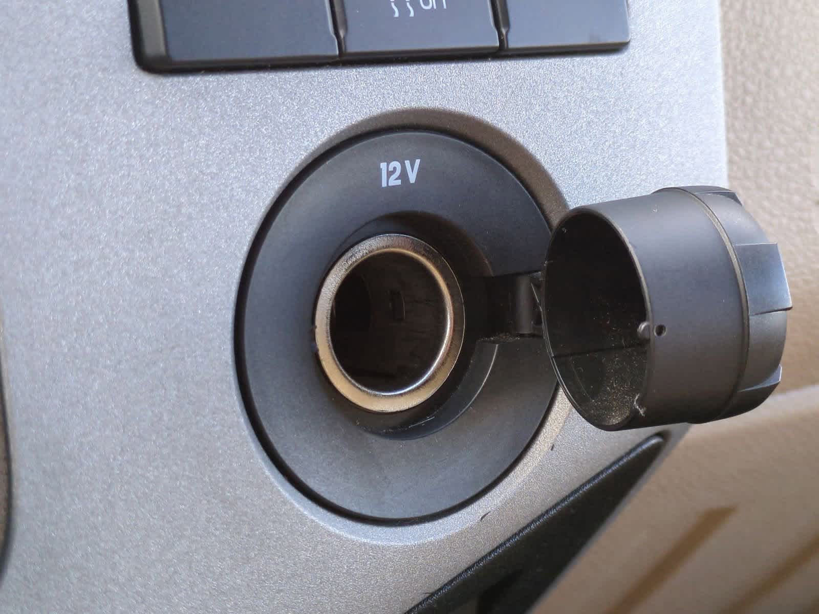 Thumbnail: 2014 Ford Econoline - 29