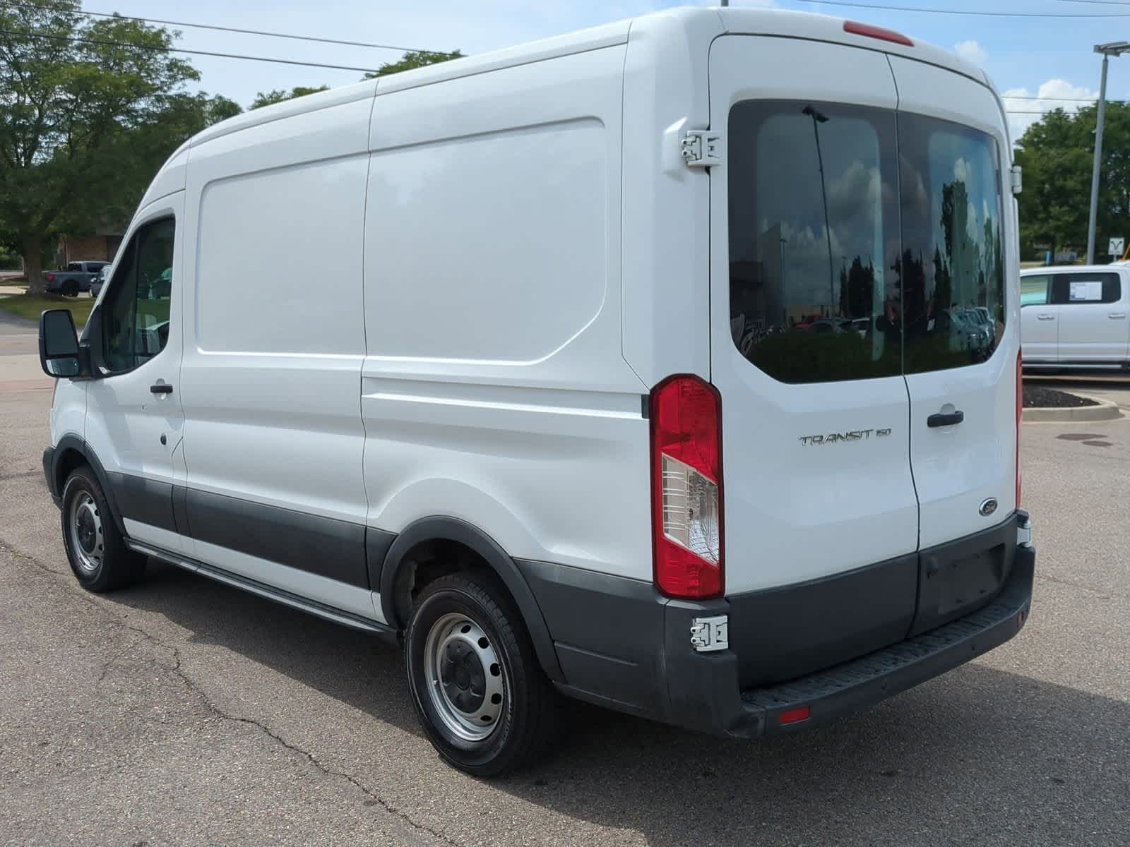 Thumbnail: 2017 Ford Transit Series - 6