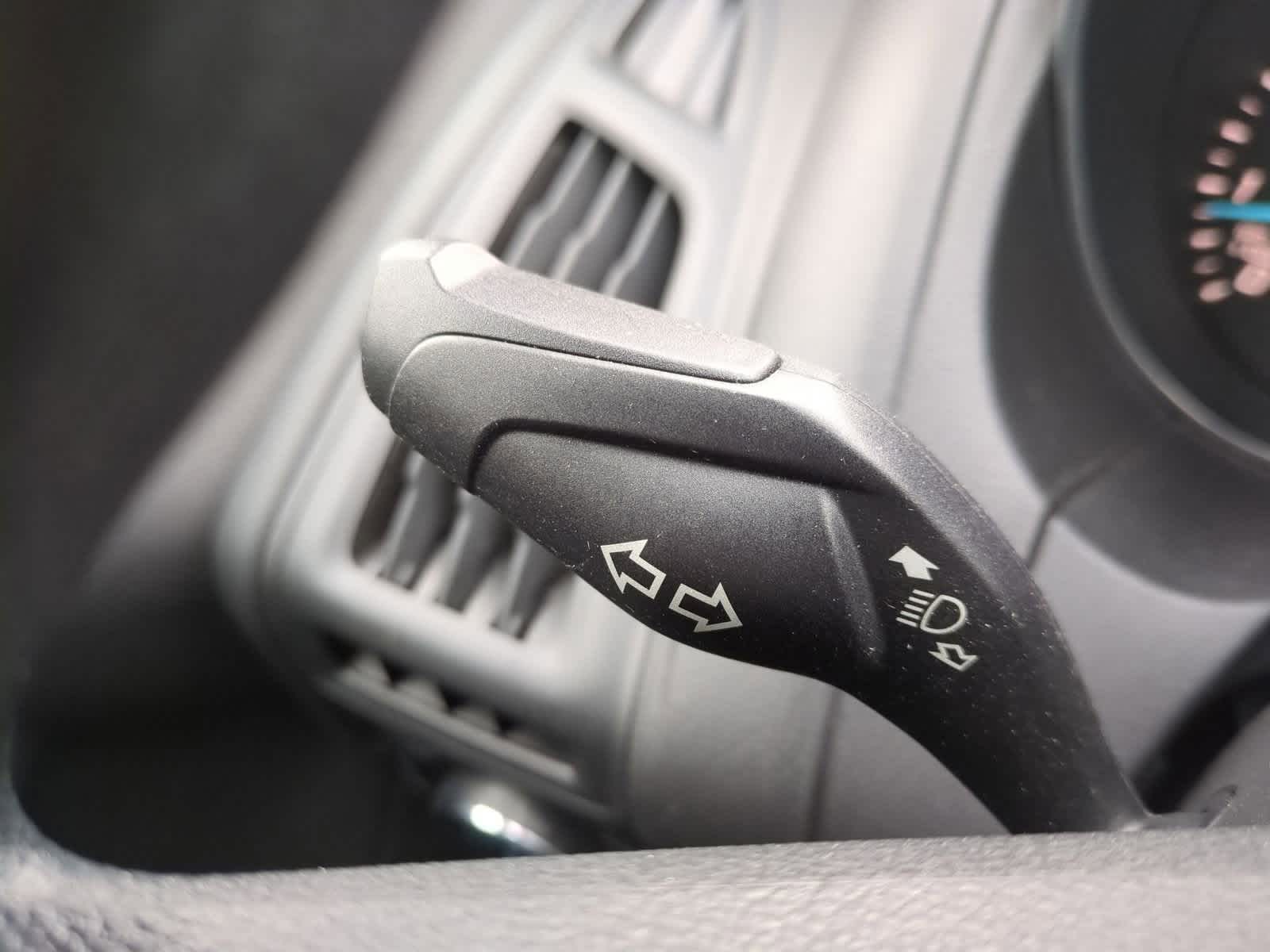 Thumbnail: 2013 Ford Focus - 26