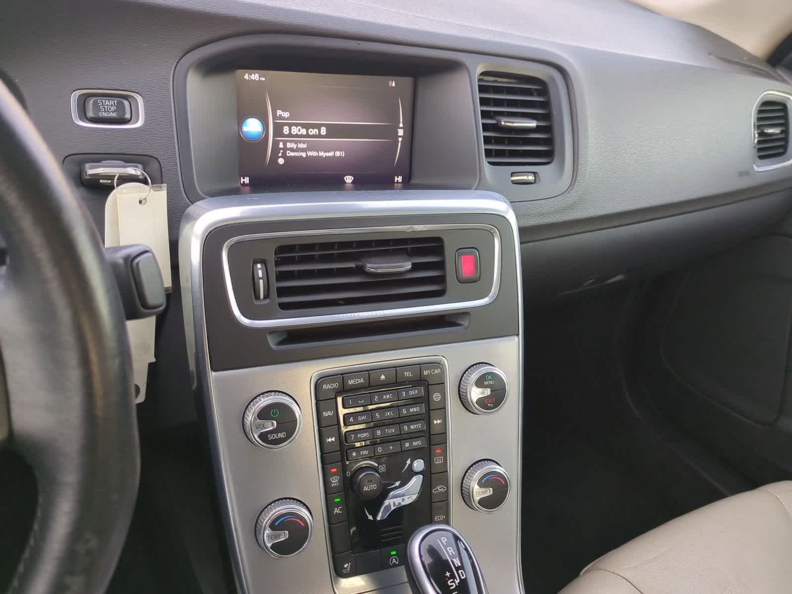 Thumbnail: 2017 Volvo S60 - 29