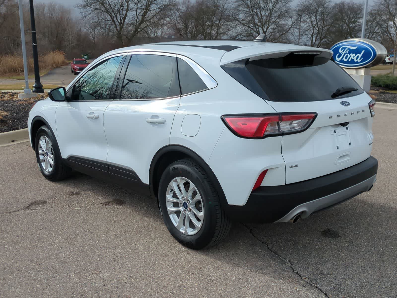 Thumbnail: 2022 Ford Escape - 6