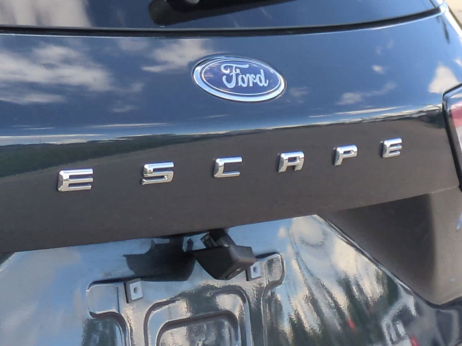 Thumbnail: 2022 Ford Escape - 13