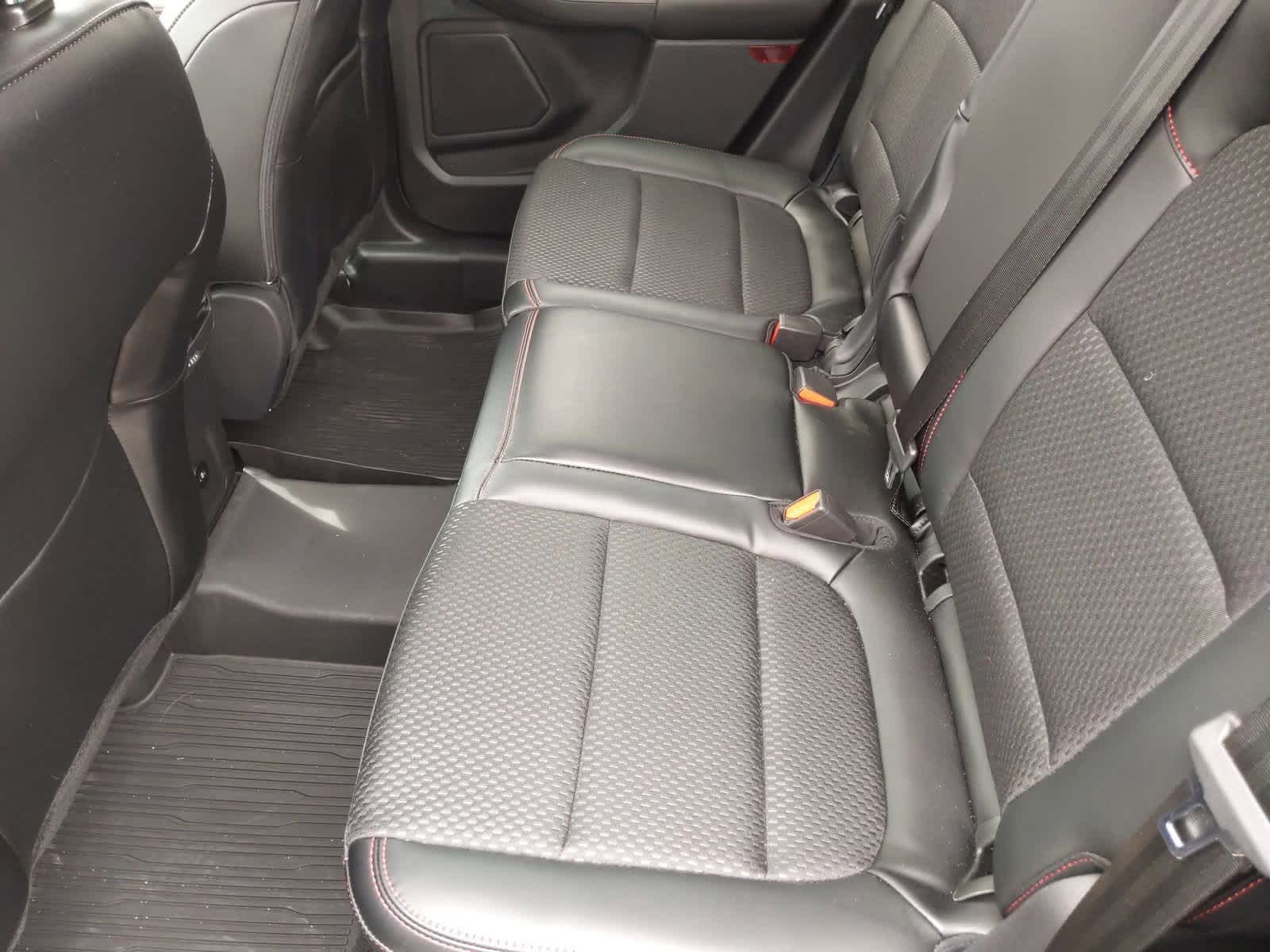 2025 Ford Escape ST-Line 19