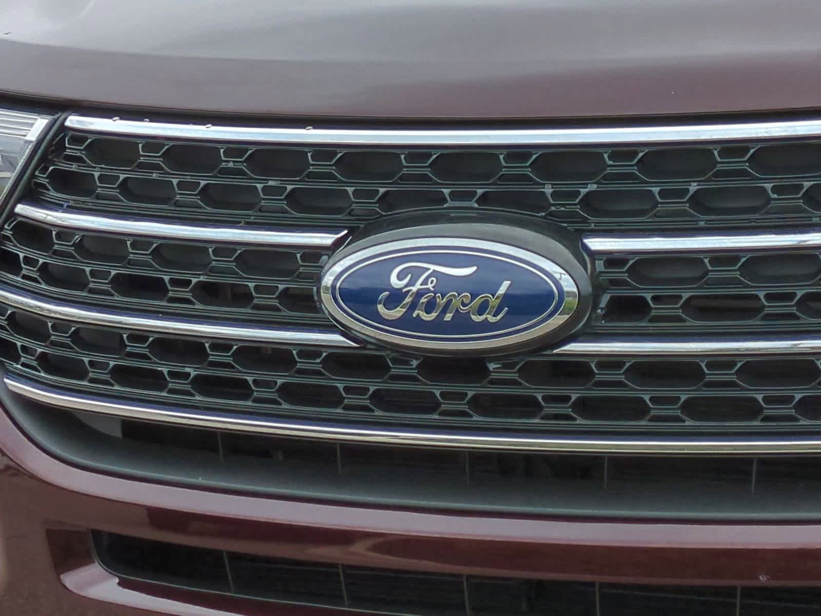 Thumbnail: 2022 Ford Explorer - 12