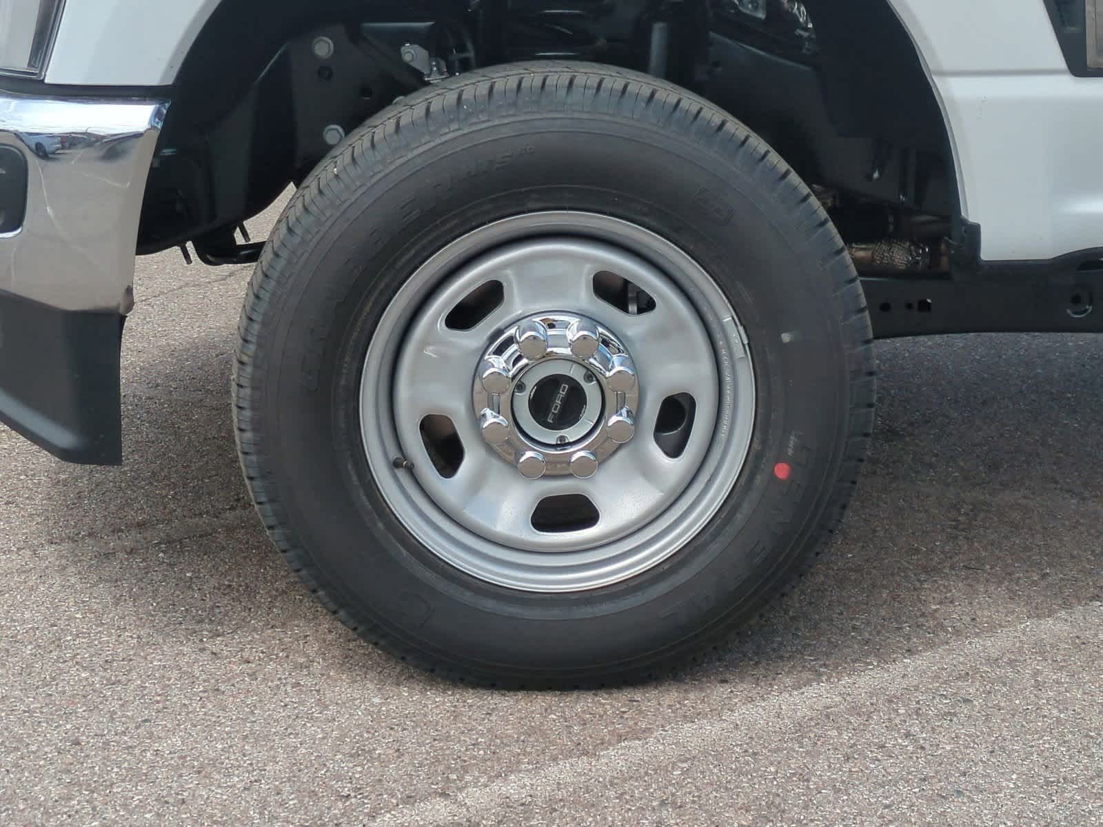 Thumbnail: 2025 Ford Econoline - 14