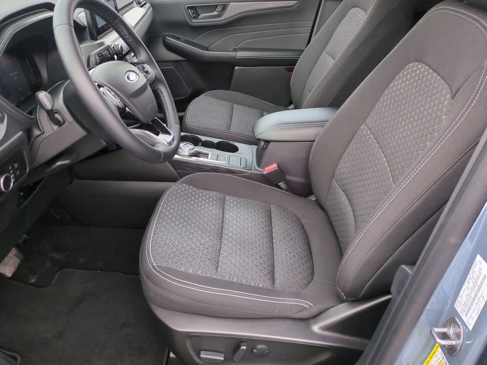 Thumbnail: 2023 Ford Escape - 16