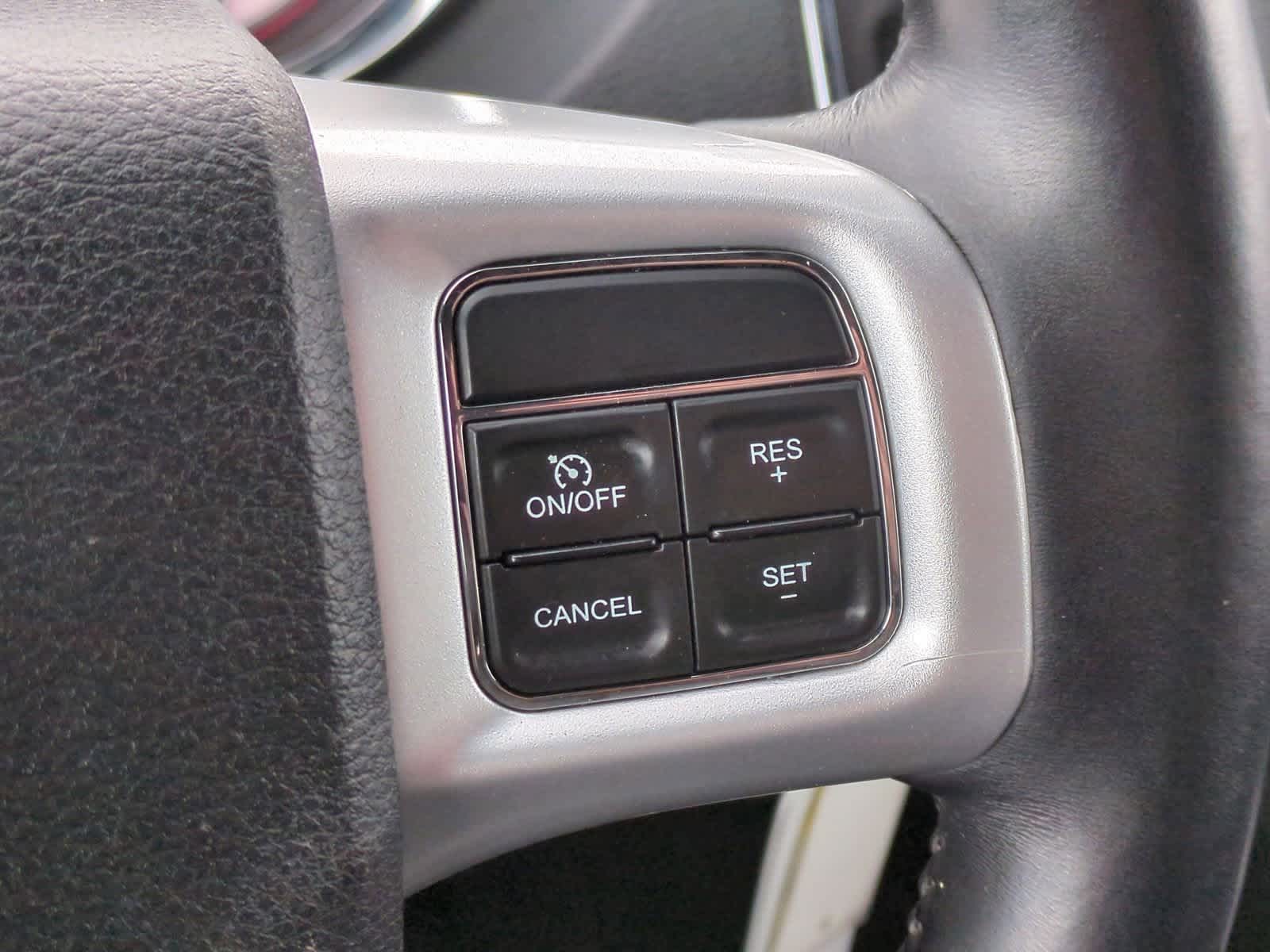 Thumbnail: 2017 Dodge Grand Caravan - 26