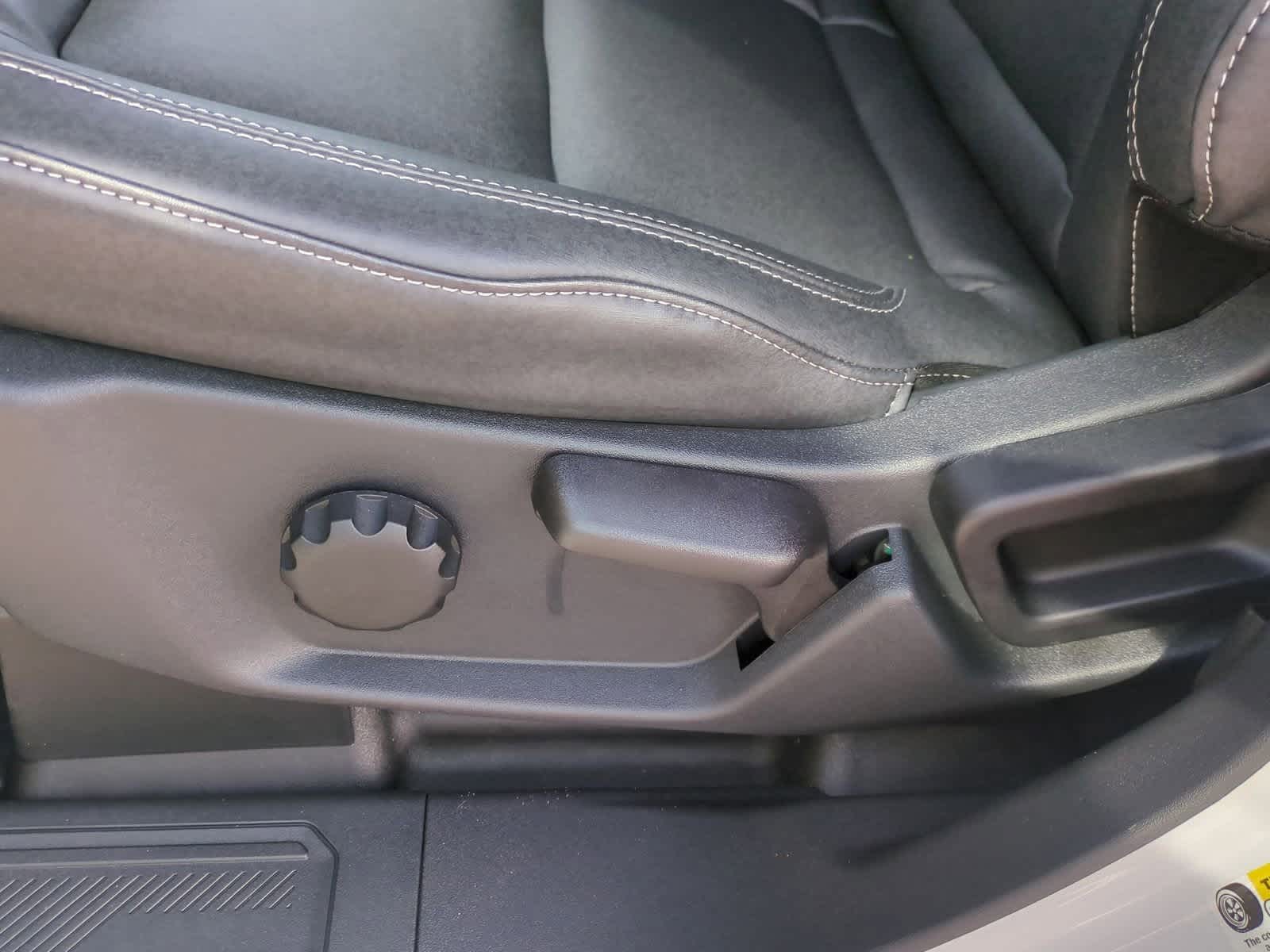 Thumbnail: 2025 Ford Bronco - 17