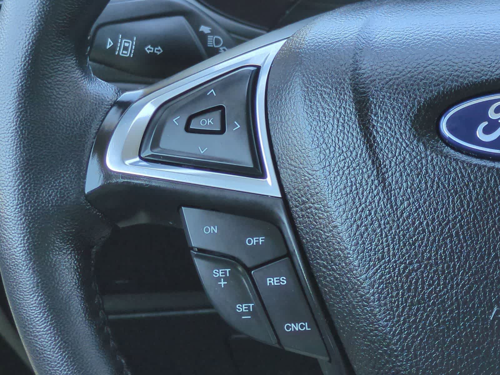 Thumbnail: 2023 Ford Edge - 23