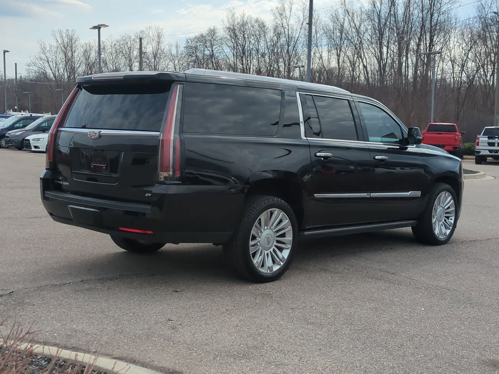 Thumbnail: 2015 Cadillac Escalade - 8