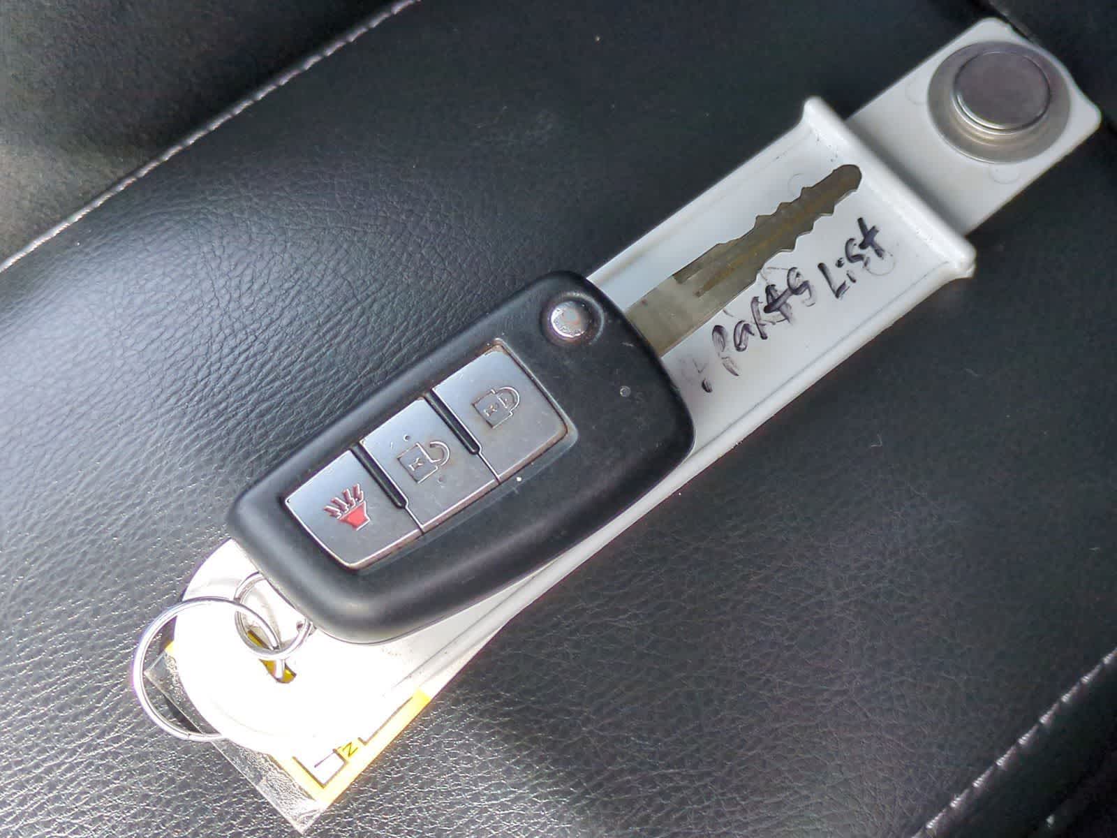 Thumbnail: 2015 Nissan Rogue - 35