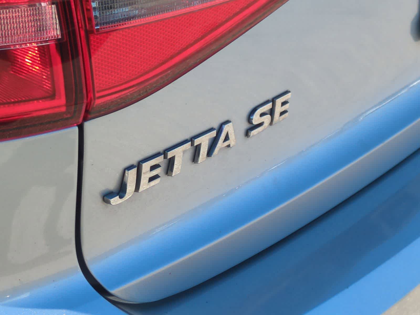 Thumbnail: 2015 Volkswagen Jetta - 13