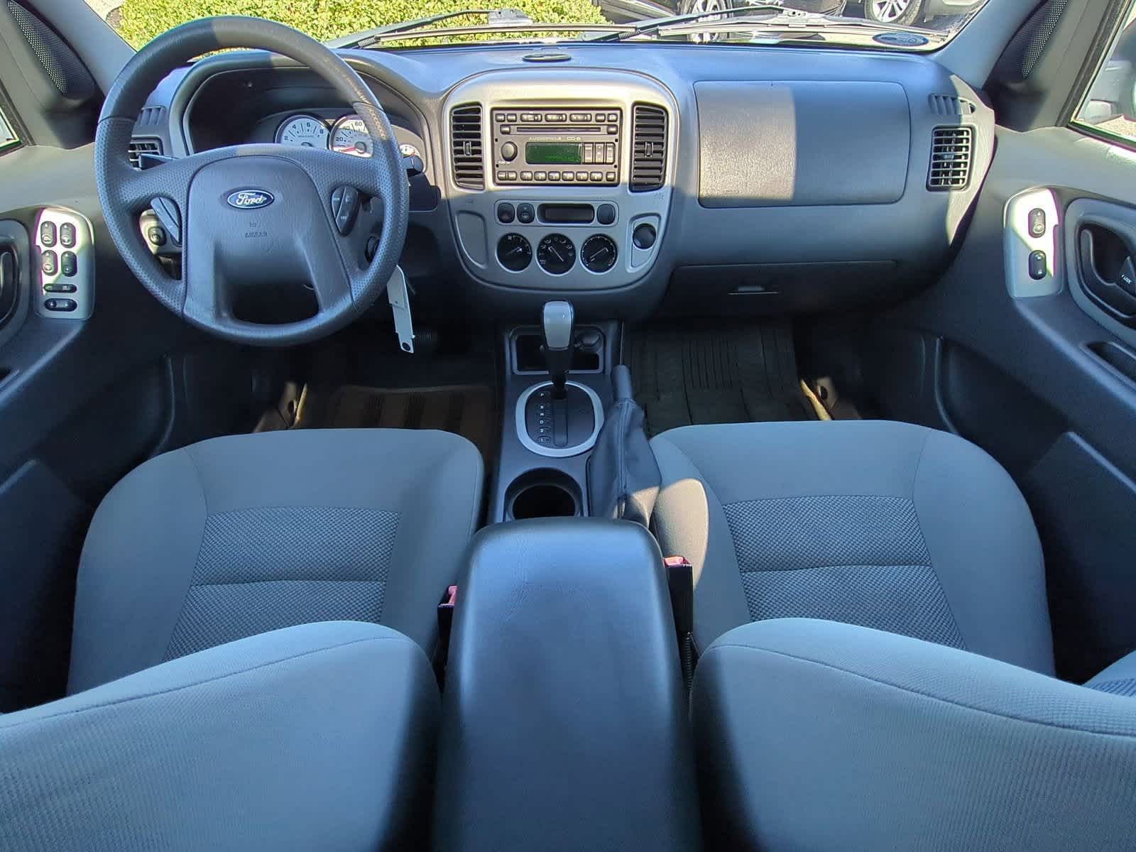 Thumbnail: 2006 Ford Escape - 15