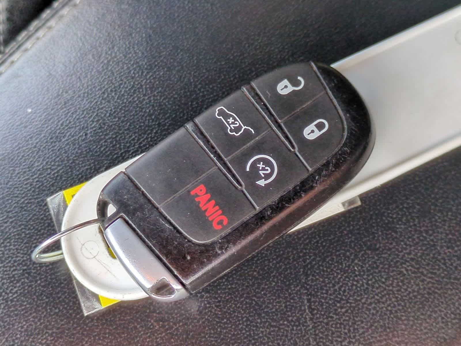 Thumbnail: 2019 Jeep Grand Cherokee - 36