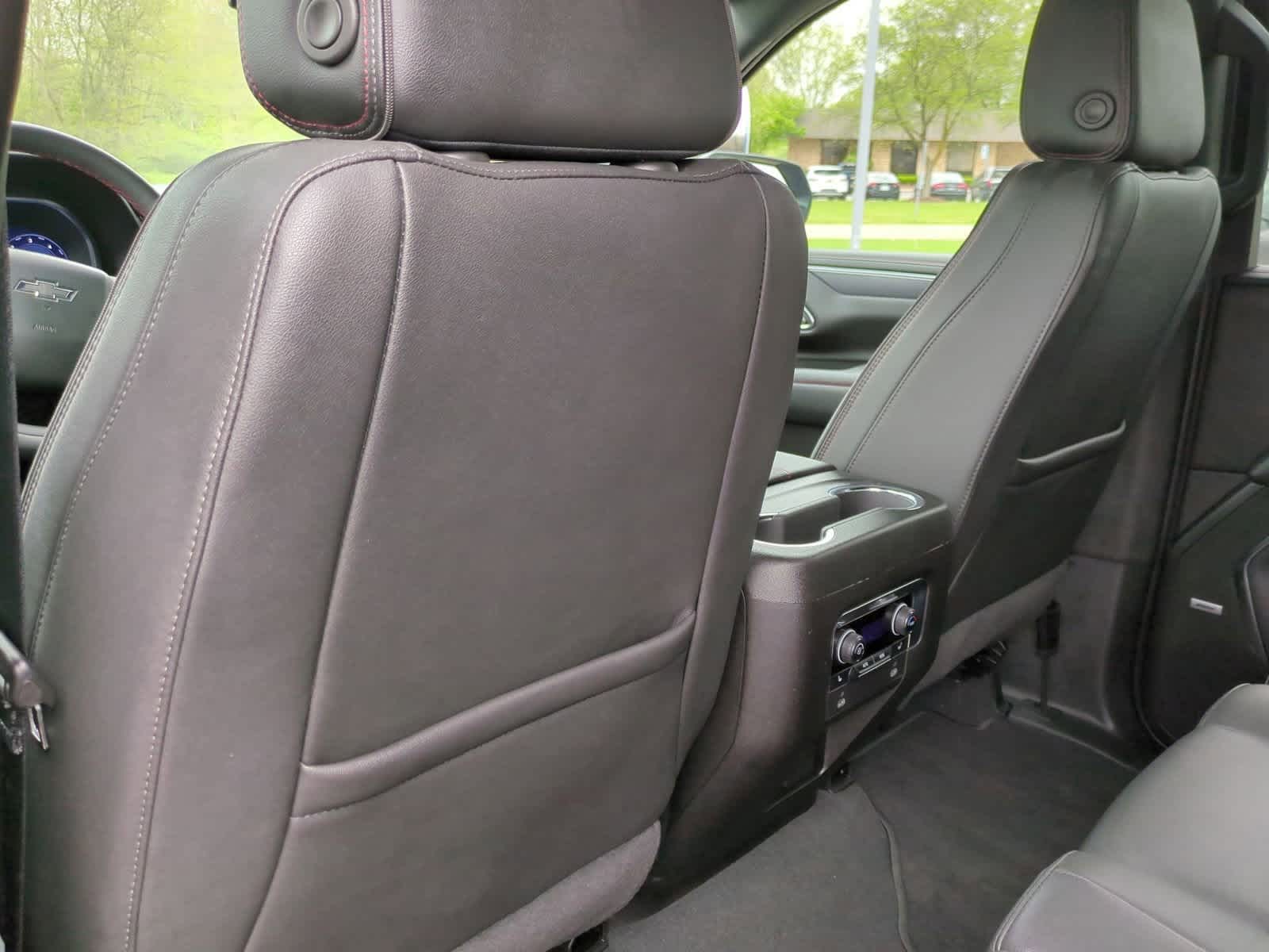 Thumbnail: 2024 Chevrolet Tahoe - 18