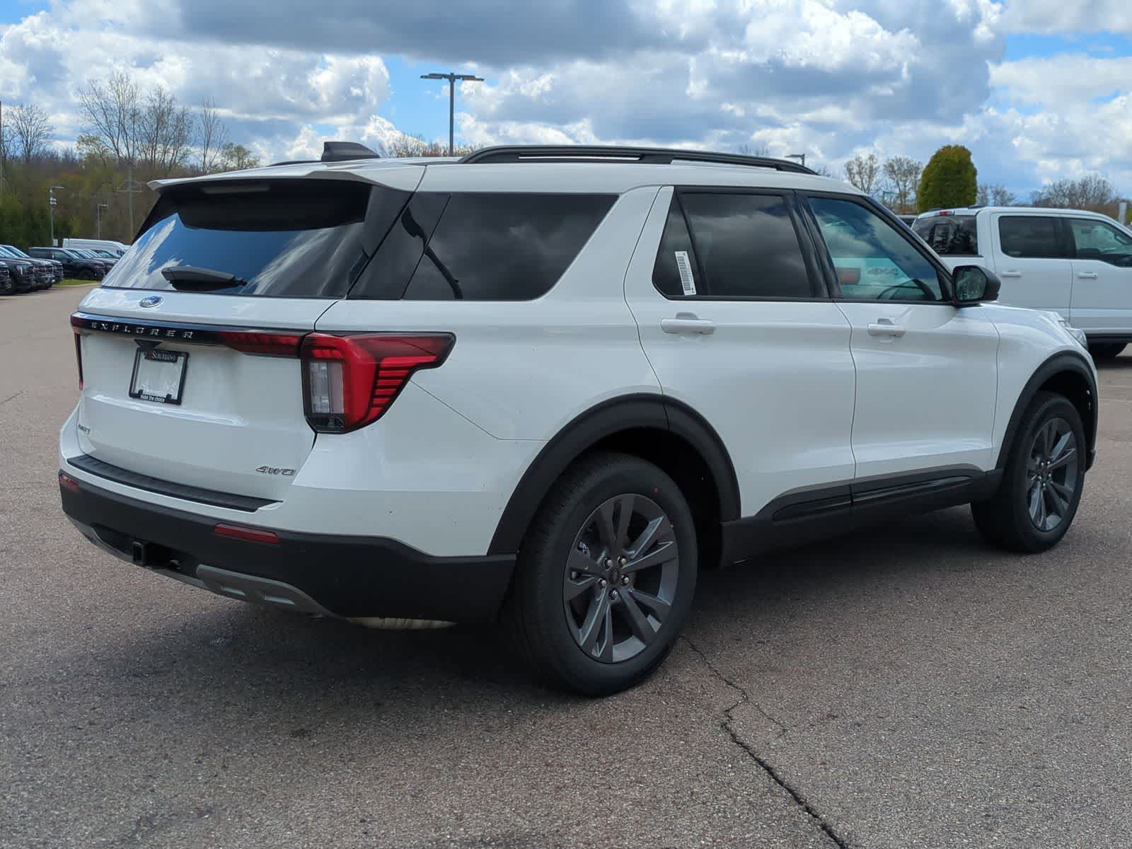 Thumbnail: 2026 Ford Explorer - 8