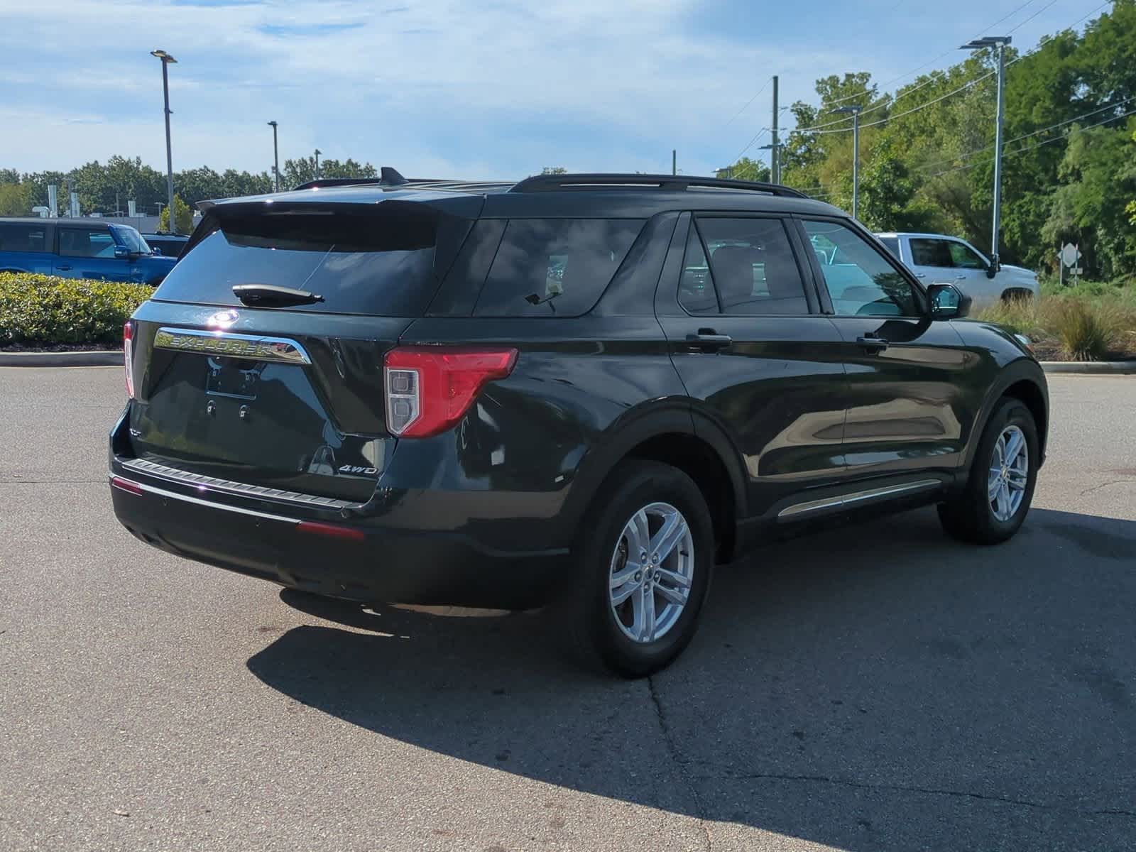 Thumbnail: 2023 Ford Explorer - 8