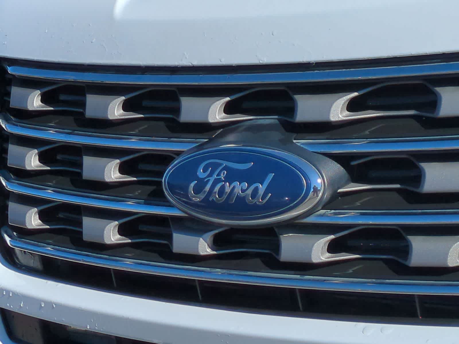 Thumbnail: 2017 Ford Explorer - 12