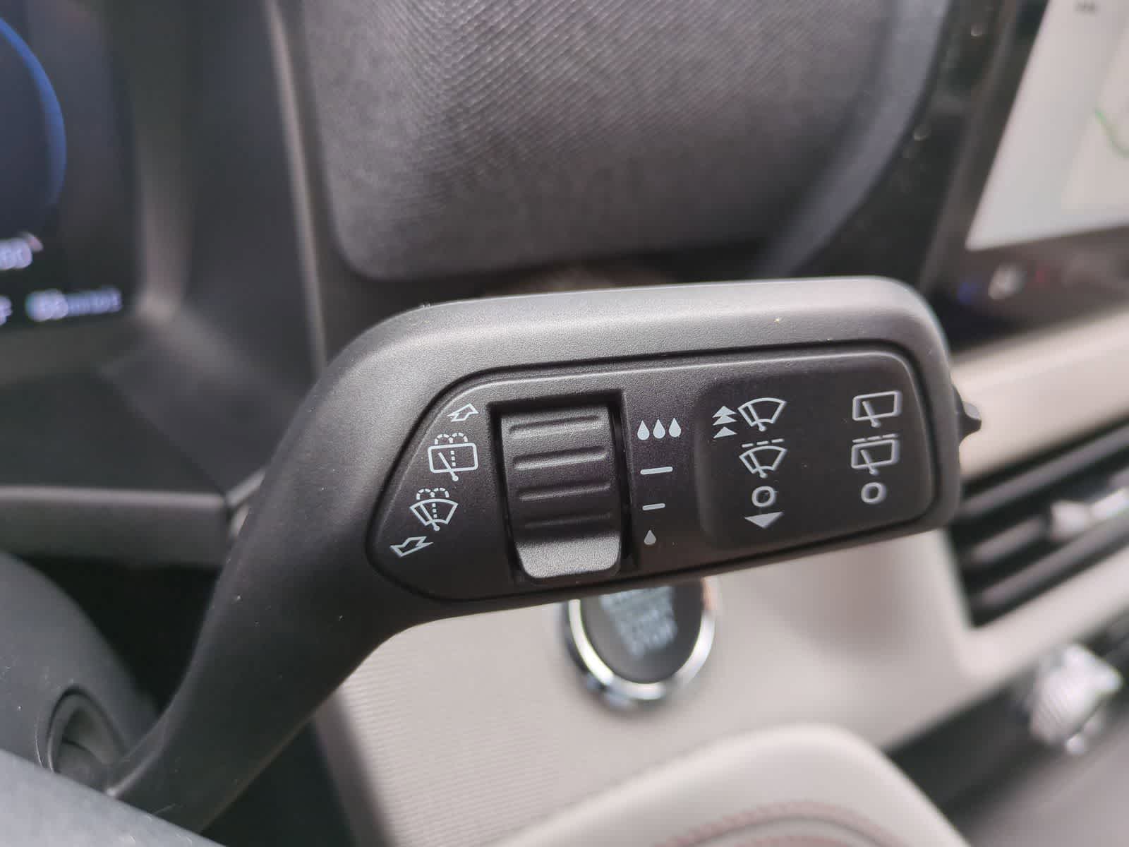 Thumbnail: 2026 Ford Explorer - 25