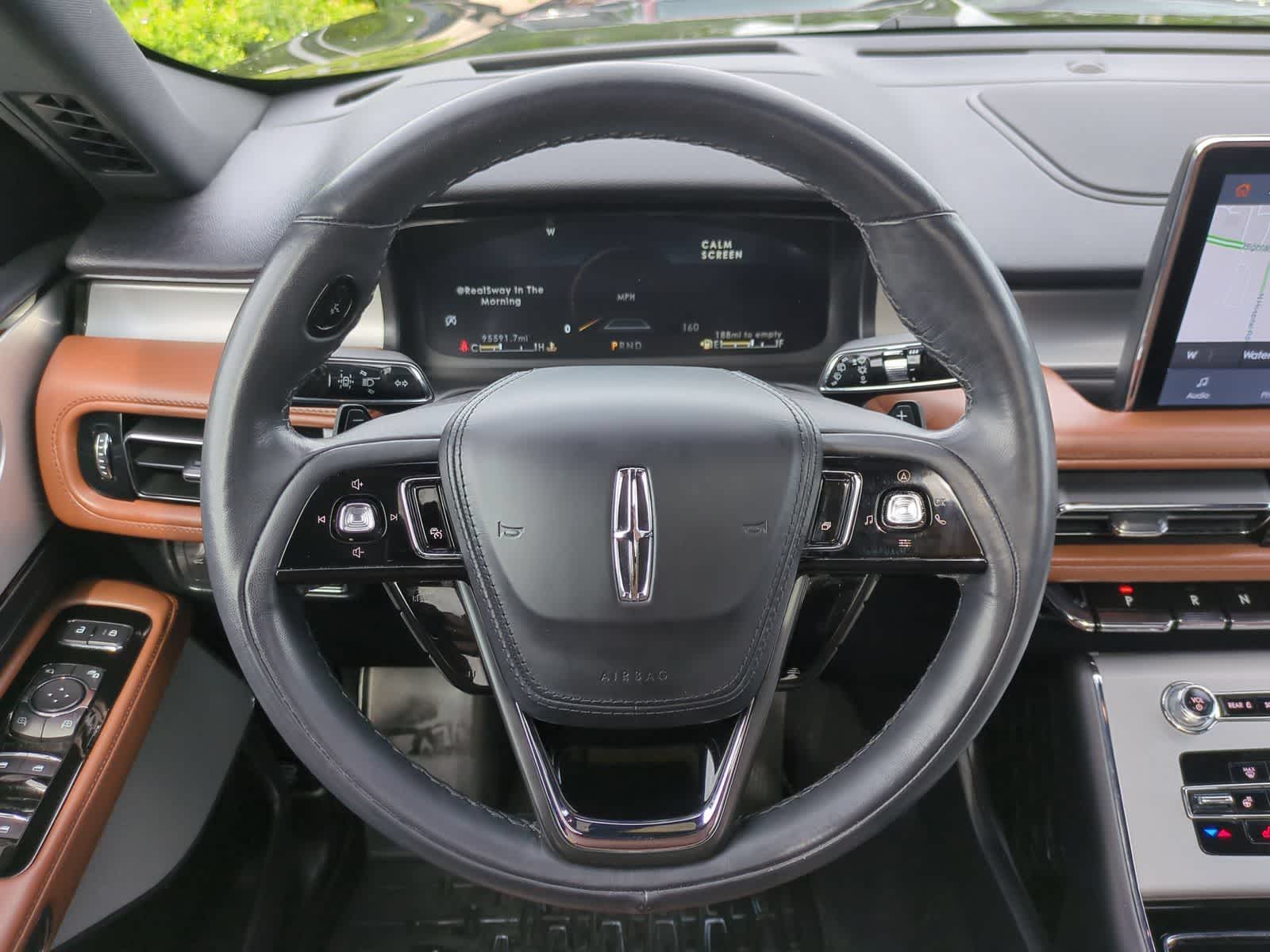 Thumbnail: 2022 Lincoln Aviator - 24