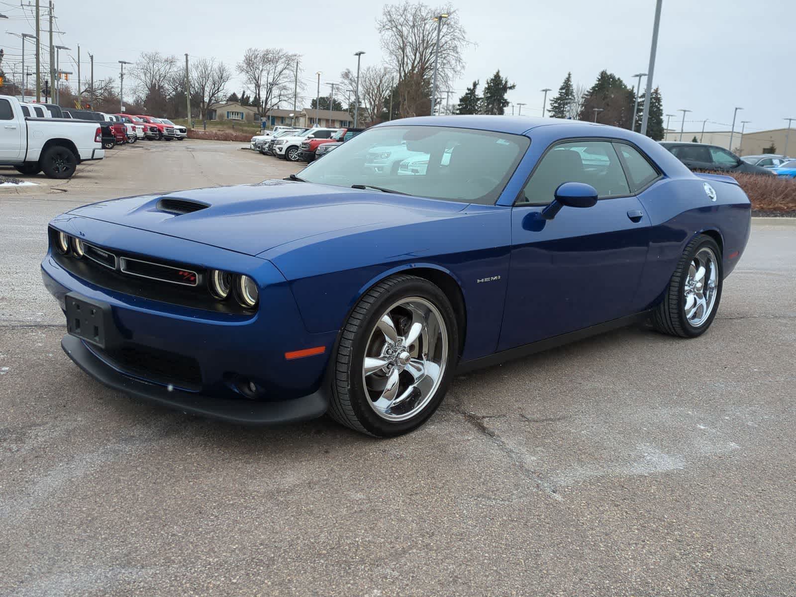 Thumbnail: 2022 Dodge Challenger - 4