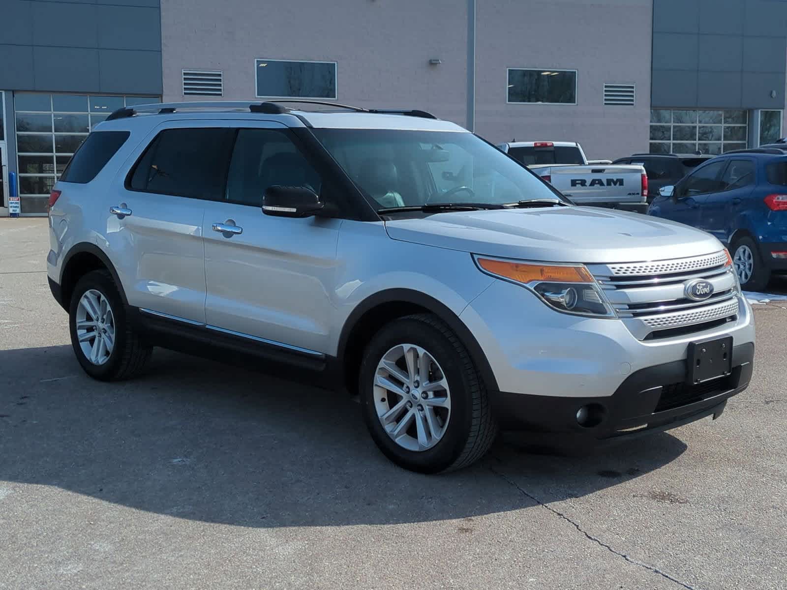 Thumbnail: 2014 Ford Explorer - 2