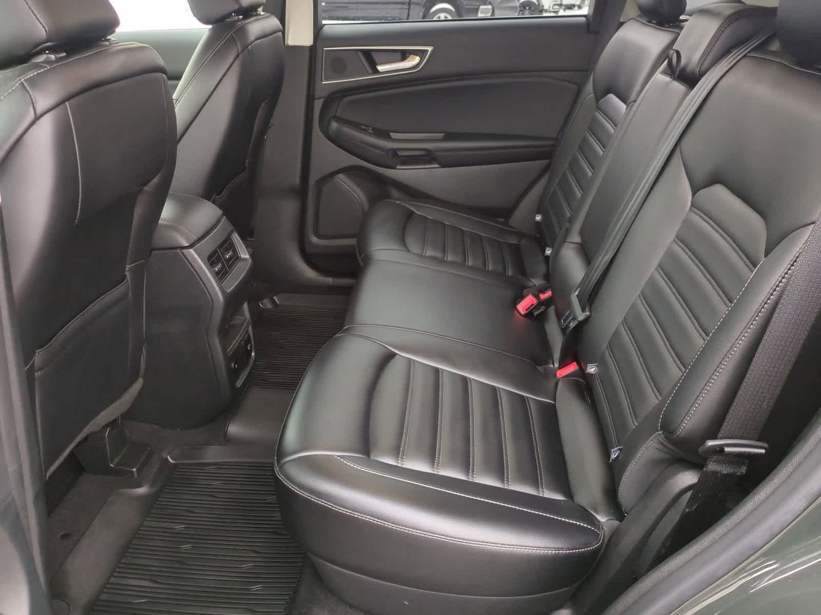 Thumbnail: 2023 Ford Edge - 19