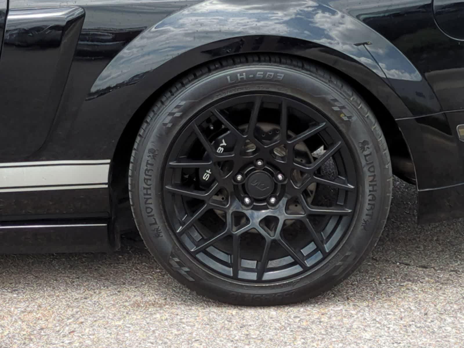 Thumbnail: 2007 Ford Mustang - 14