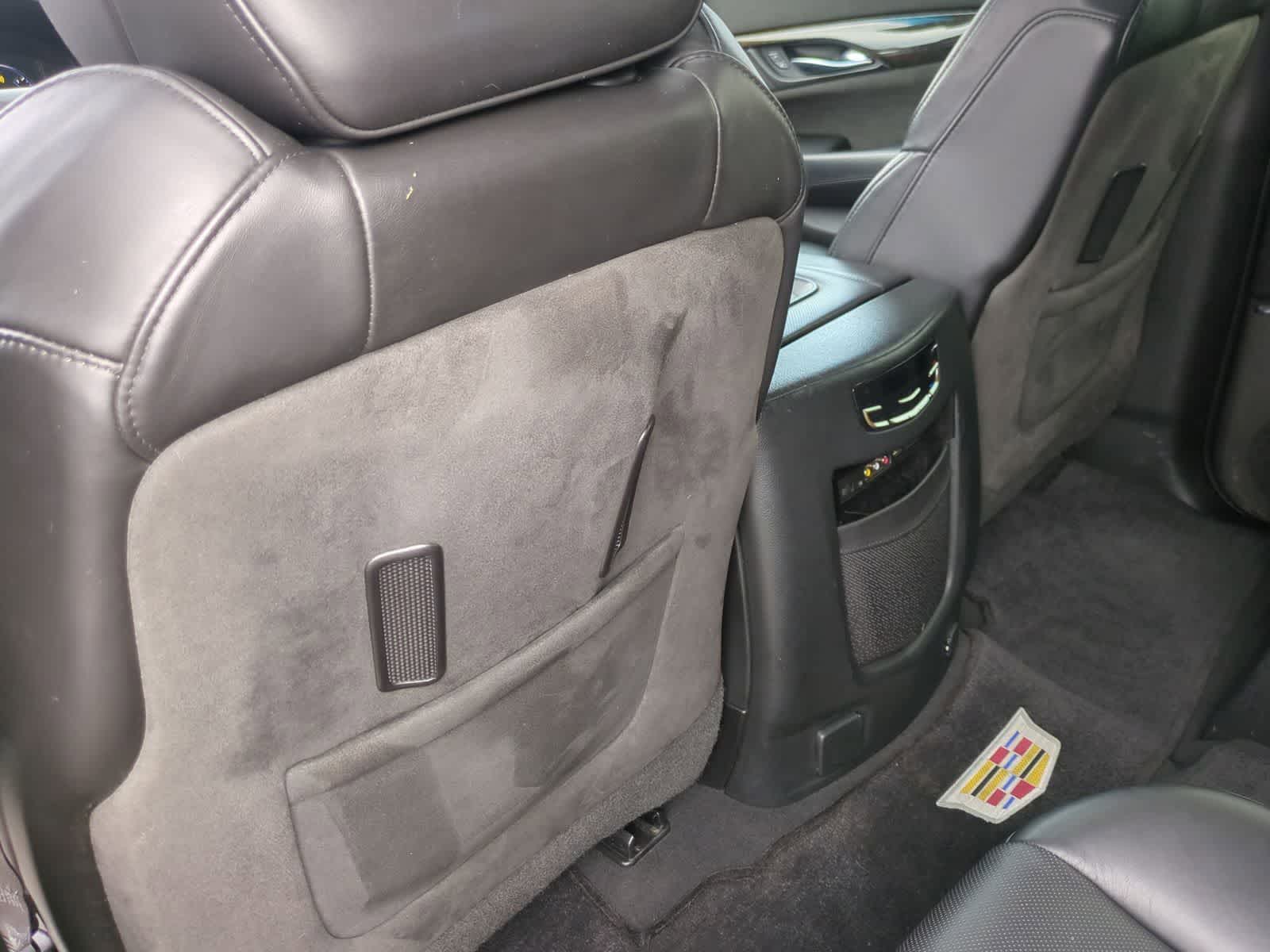 Thumbnail: 2015 Cadillac Escalade - 18