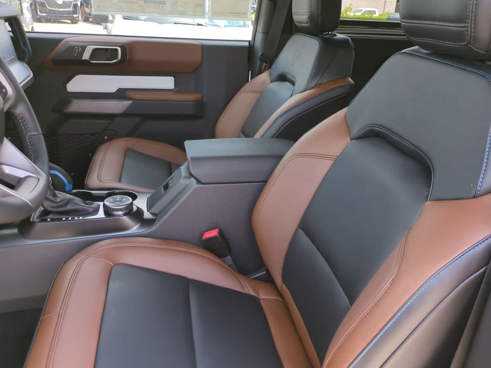 Thumbnail: 2023 Ford Bronco - 16